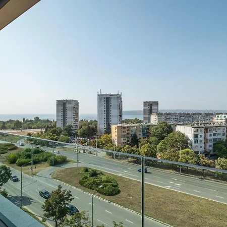 Briz Sea View With Free Parking 2 Apartment *